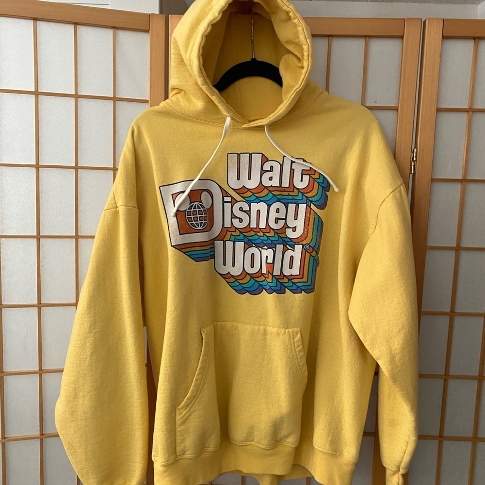 Walt Disney World Hoodie Adult XL Yellow Retro Logo Pullover Sweatshirt